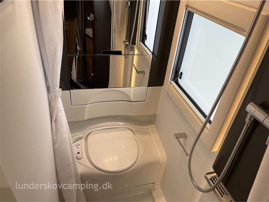 Adria Alpina 573 UP ALDE