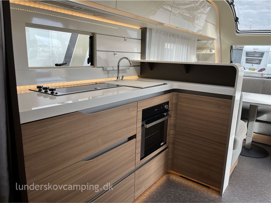 Adria Alpina 573 UP ALDE