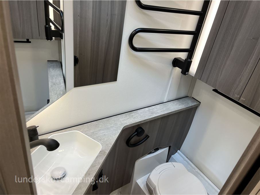 Kabe Estate 470 XL/KS