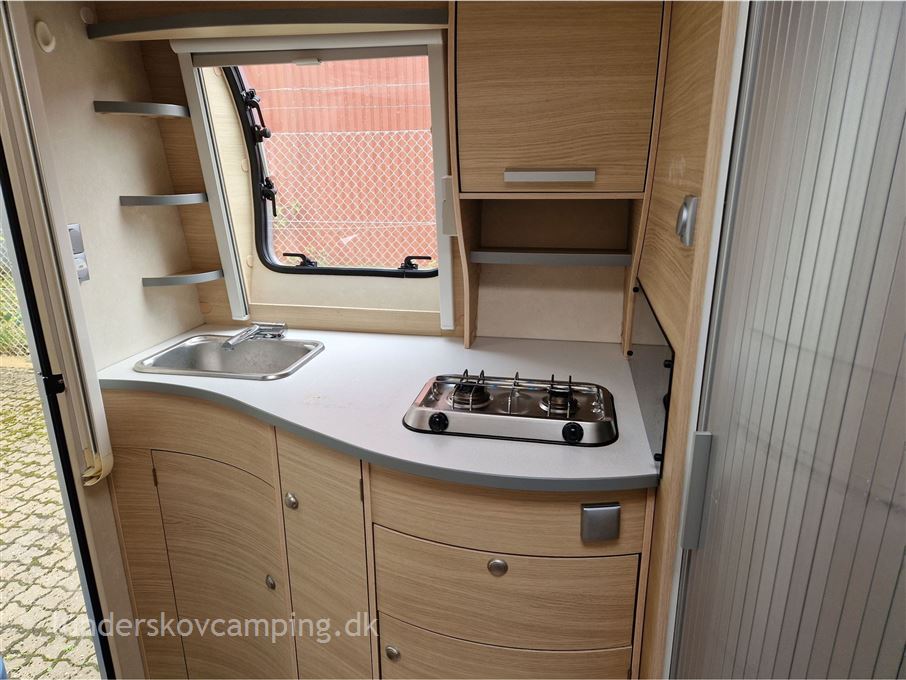 Adria Action 361 LH Blue Line
