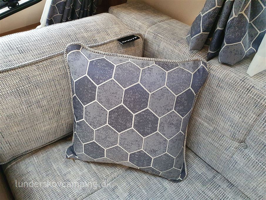 Sprite Mondial 370 SE