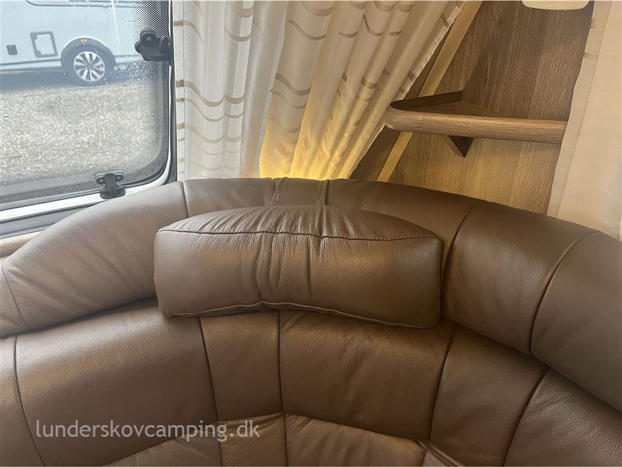 Kabe Royal 560 XL KS