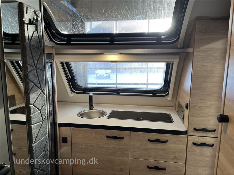 Weinsberg CaraOne 390 PUH