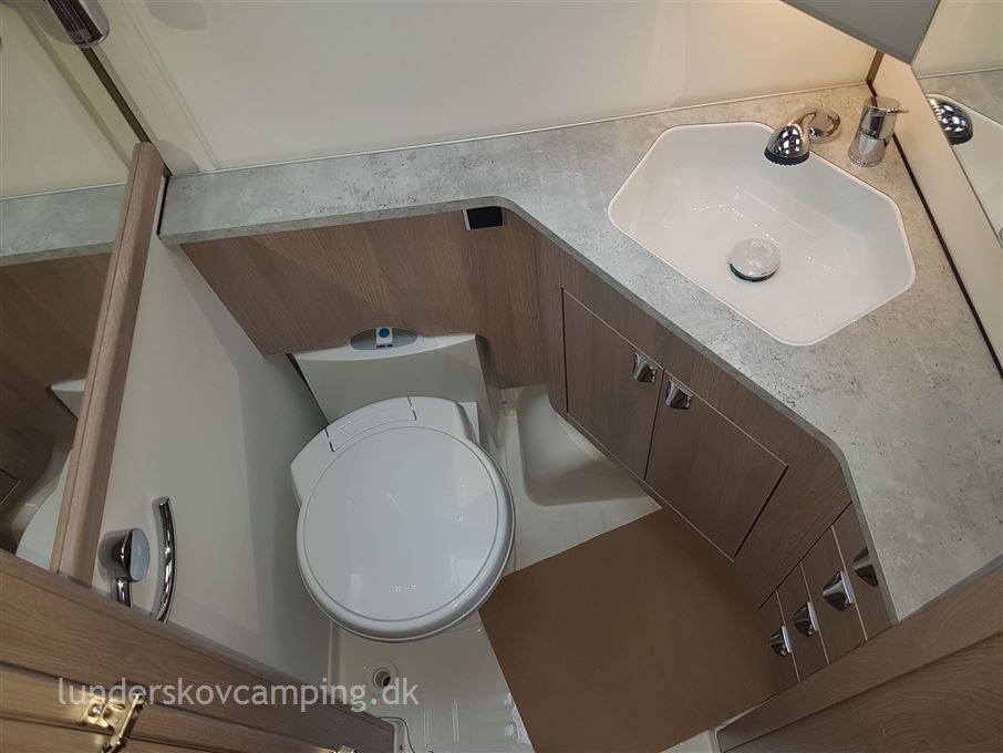 Kabe Smaragd 540 GLE KS B 2 Queen selection 2021