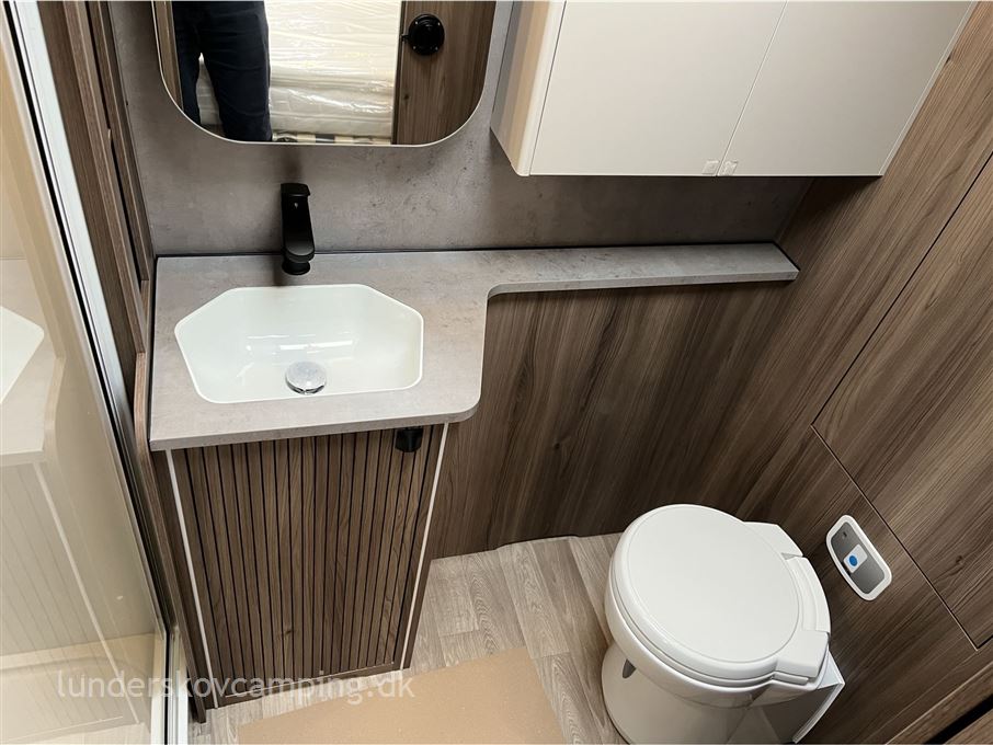 Kabe Imperial 740 CTDL E8