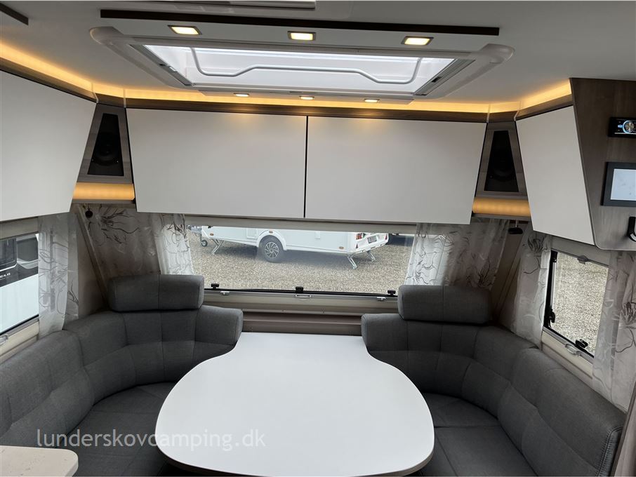 Kabe Estate 470 XL/KS