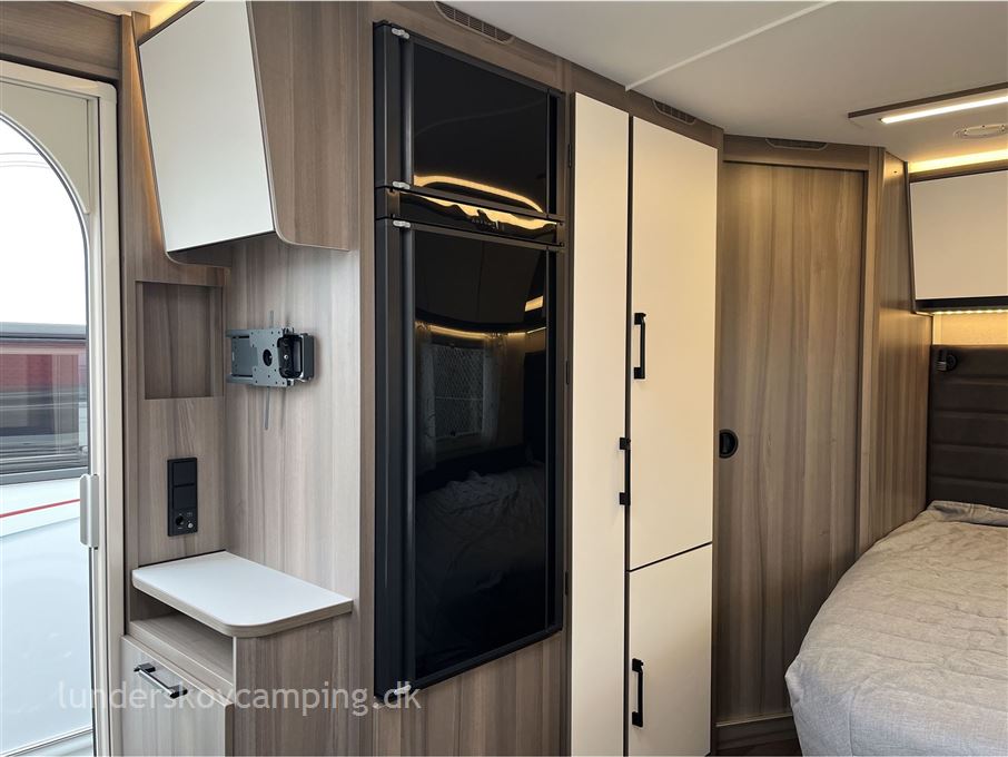 Kabe Estate 470 XL/KS