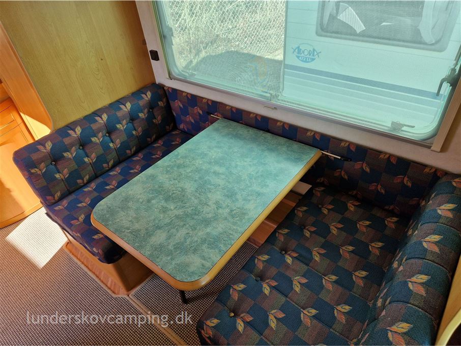 Adria Unica B Exclusive 462