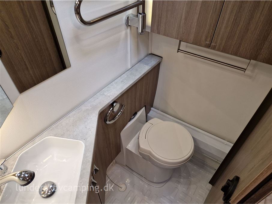 Kabe Royal 560 XL KS