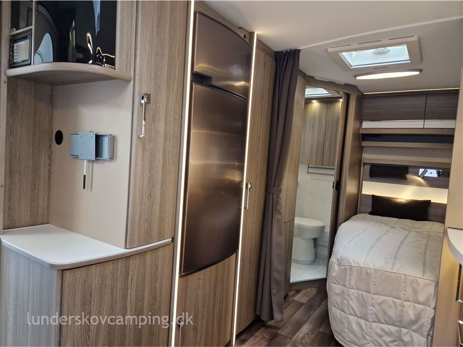 Kabe Royal 560 XL KS