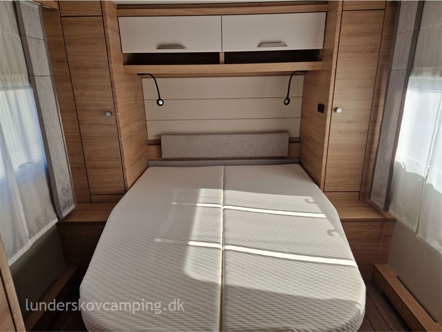Knaus Südwind 650 UX