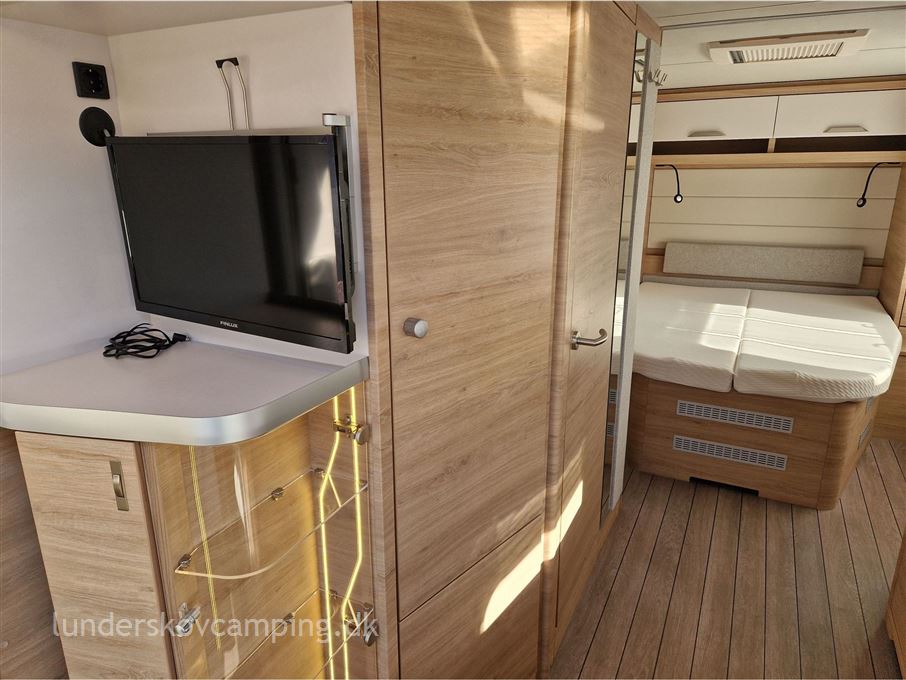 Knaus Südwind 650 UX