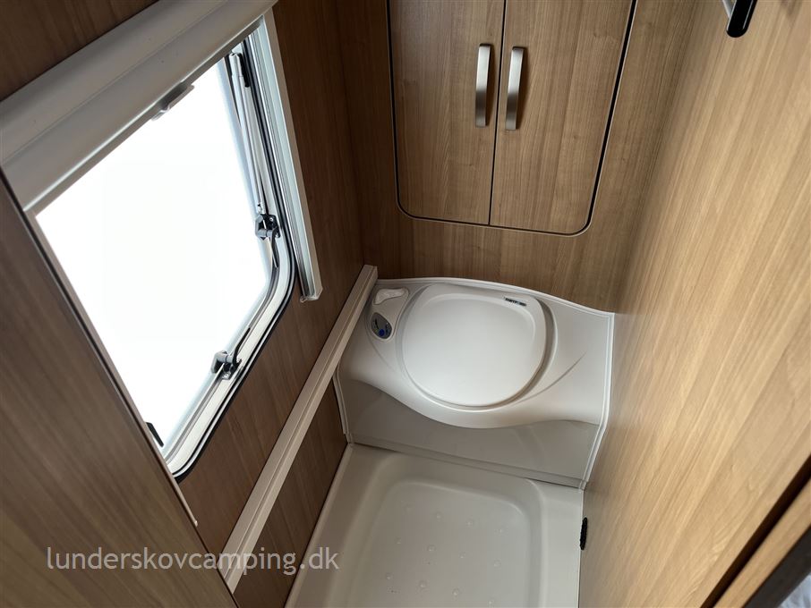 Hymer Exciting 535