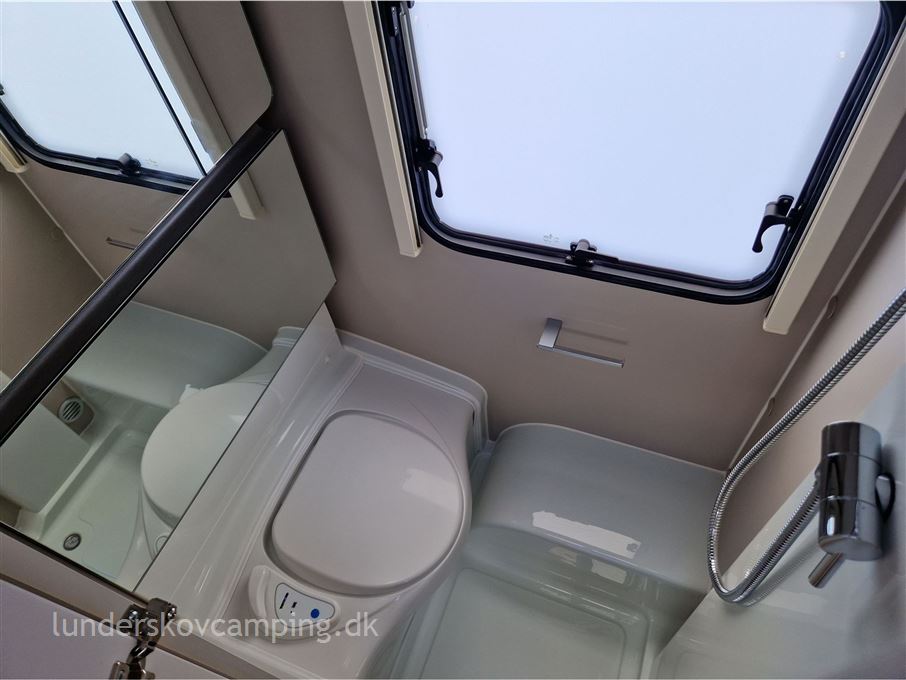 Adria Adora 542 UL