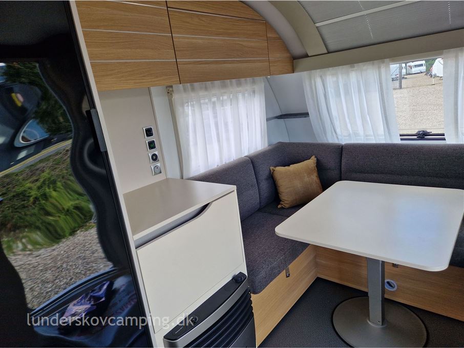 Adria Adora 542 UL