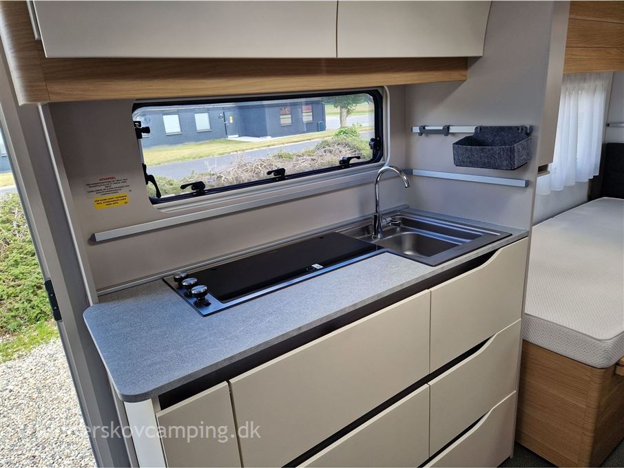 Adria Adora 542 UL