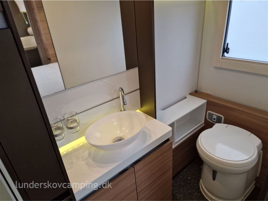 Adria Alpina 663 HT