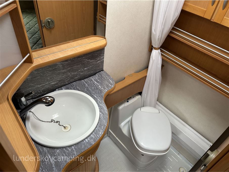 Kabe Smaragd XL 230 Cm