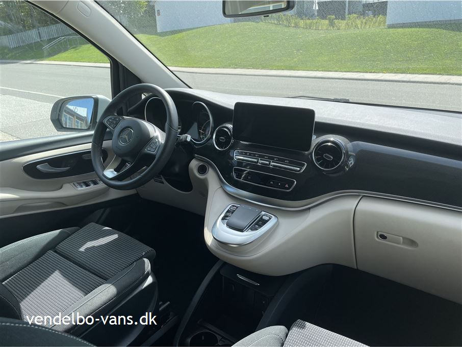 Mercedes Marcopolo / Viano V220