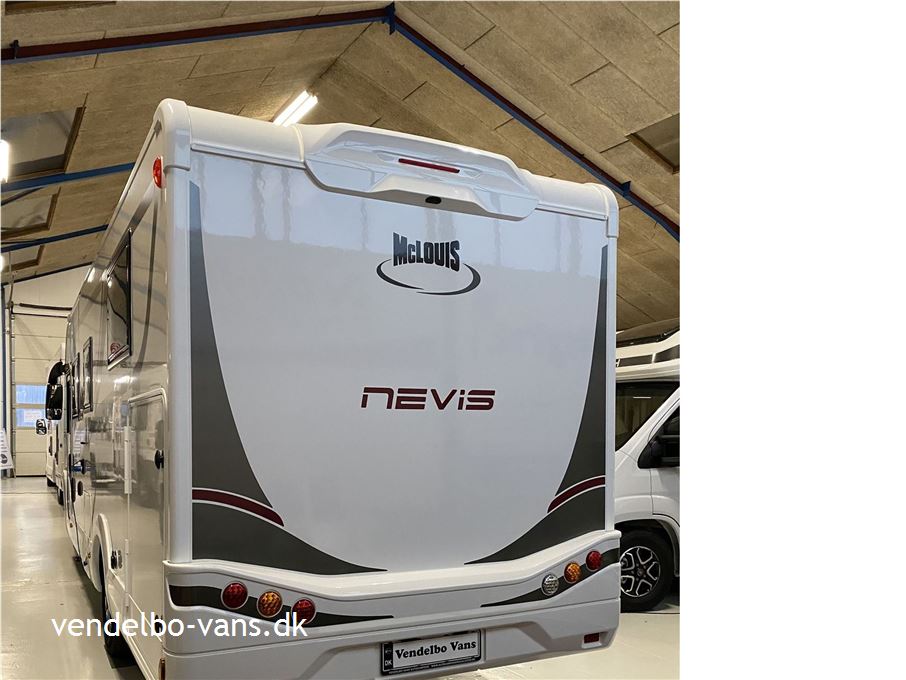 McLouis Nevis 879 G