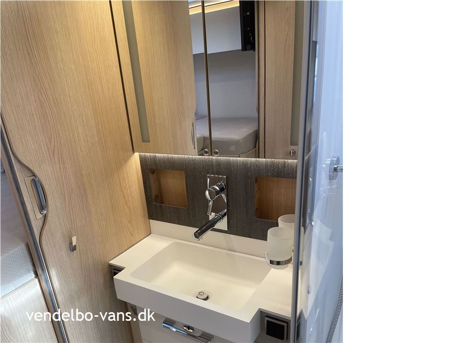 Hymer Master Line ML I 880