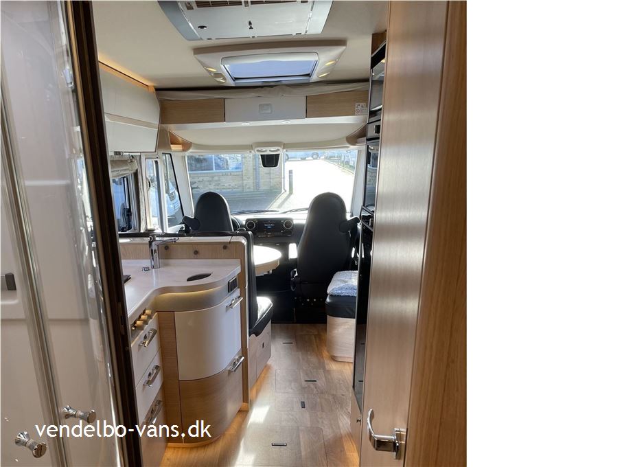 Hymer Master Line ML I 880