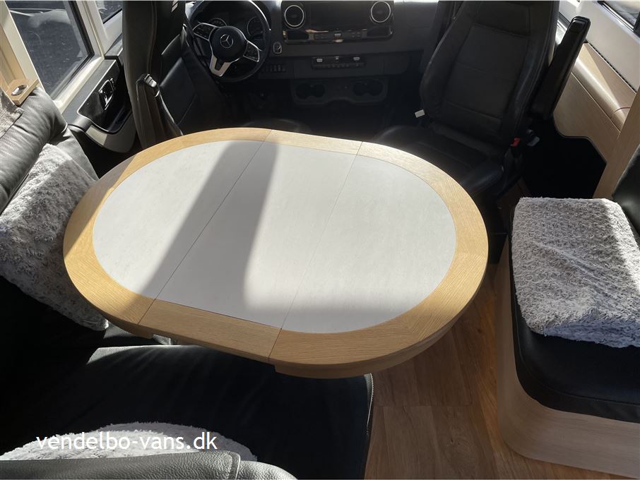 Hymer Master Line ML I 880