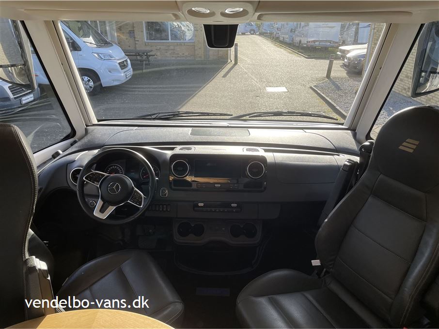 Hymer Master Line ML I 880