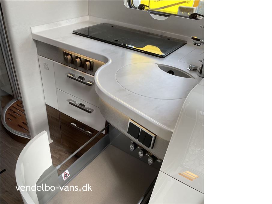 Hymer Masterline BML I890