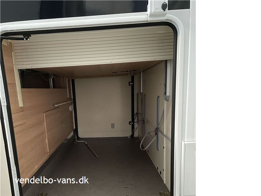 McLouis Nevis 379 G Matic