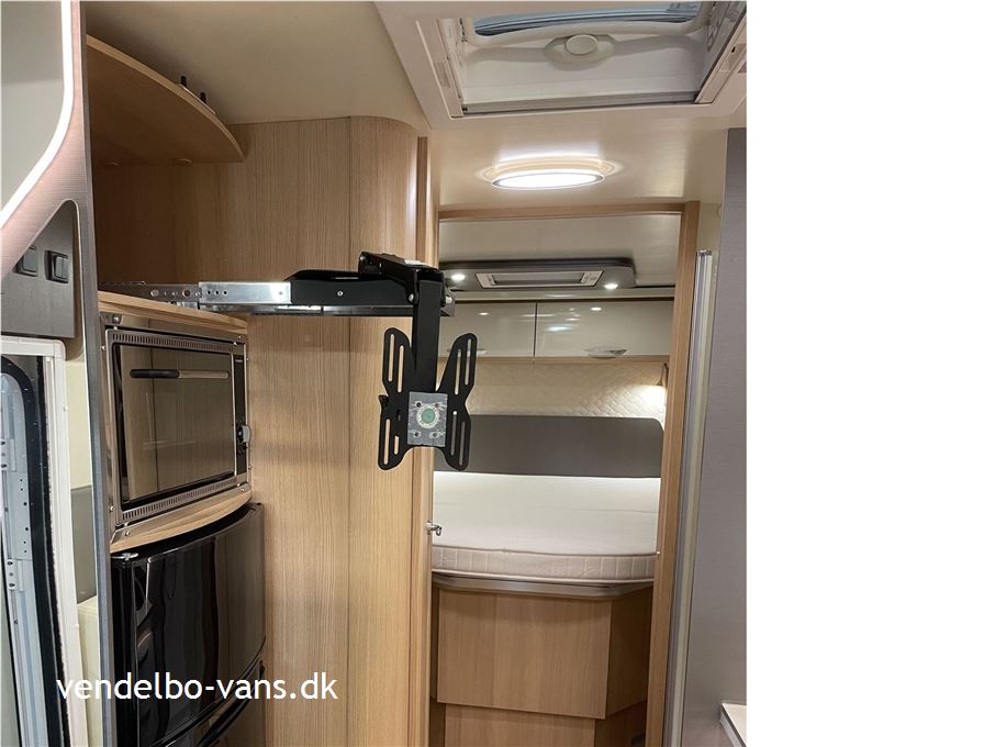 McLouis Nevis 379 G Matic