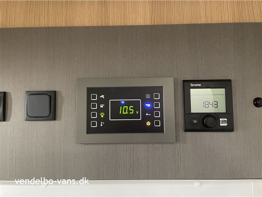 McLouis Nevis 379 G Matic