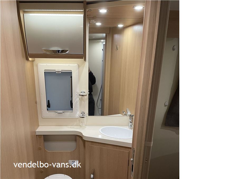 McLouis Nevis 379 G Matic