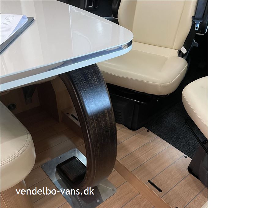 McLouis Nevis 379 G Matic
