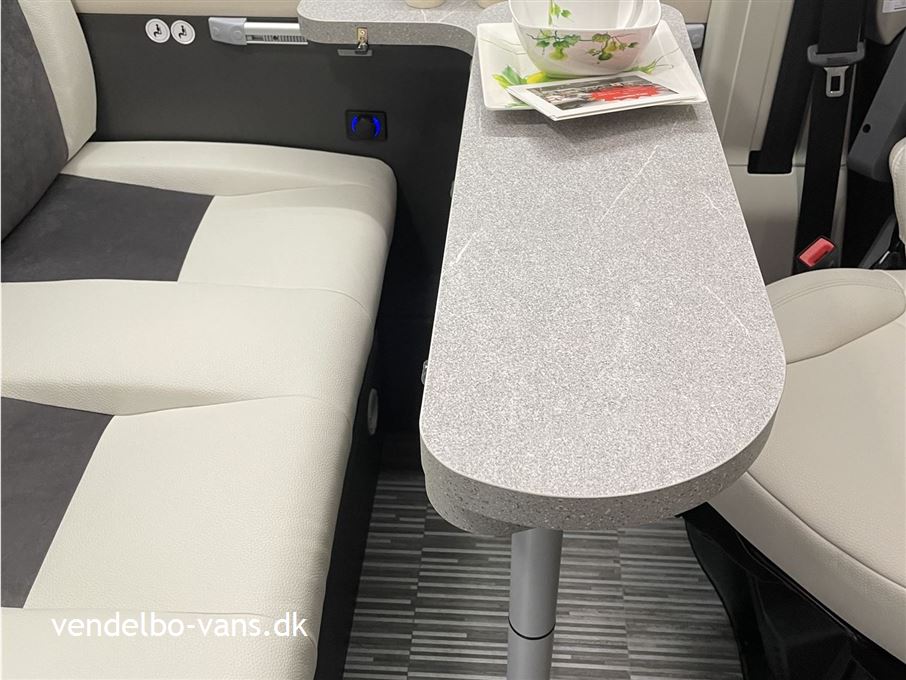 McLouis Menfys Van 04 Prestige Matic