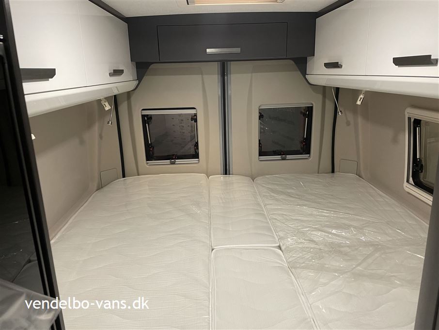 McLouis Menfys Van 04 Prestige Matic