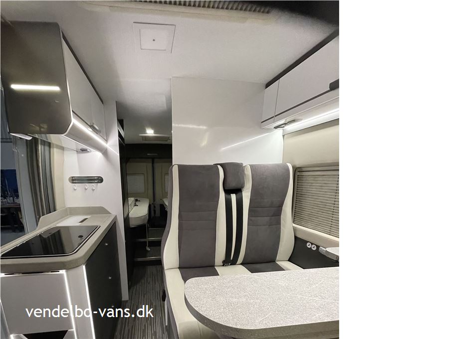 McLouis Menfys Van 04 Prestige Matic