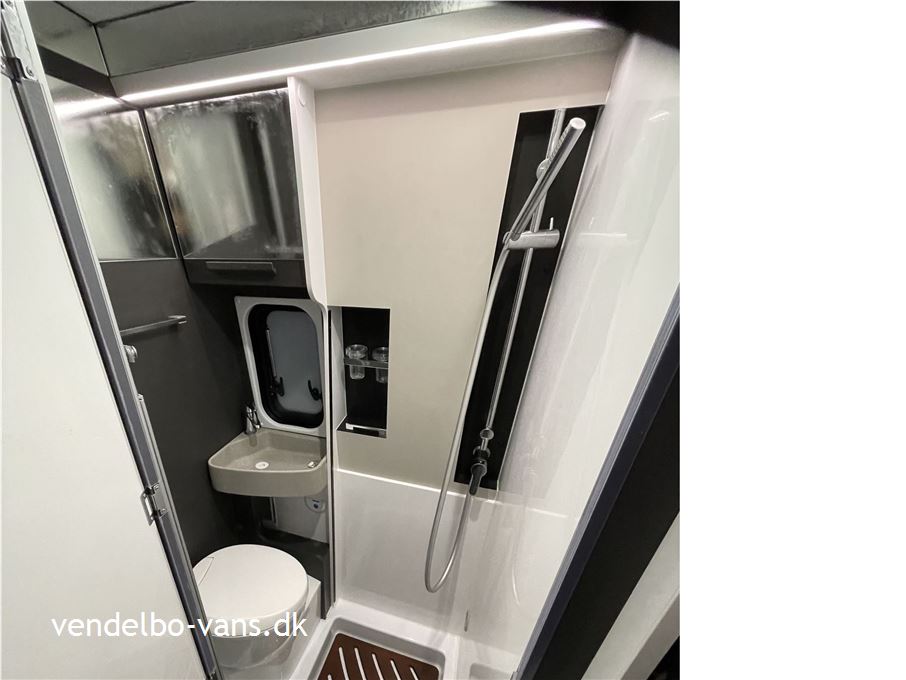 McLouis Menfys Van 04 Prestige Matic