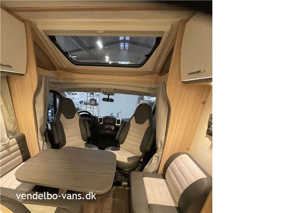 SunLight T 68 Adventure Edition