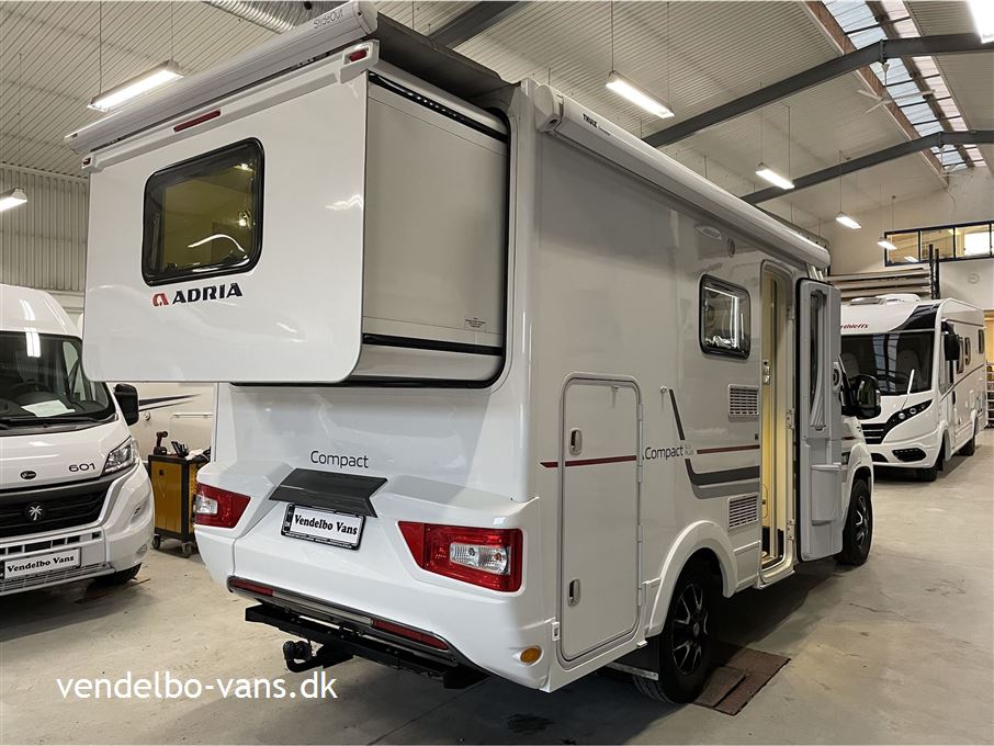 Adria Compact SLS