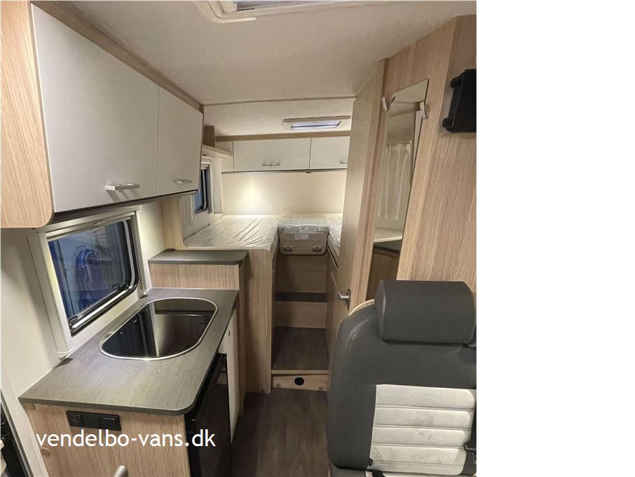 SunLight VAN V66 Adventure Edit