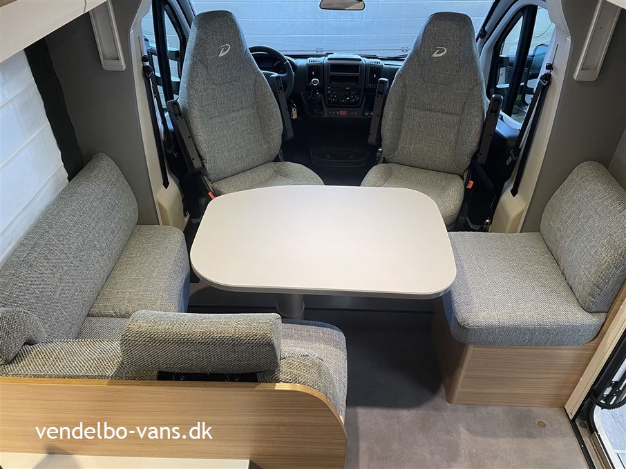 Dethleffs Just T 7052 EB - 90 Year