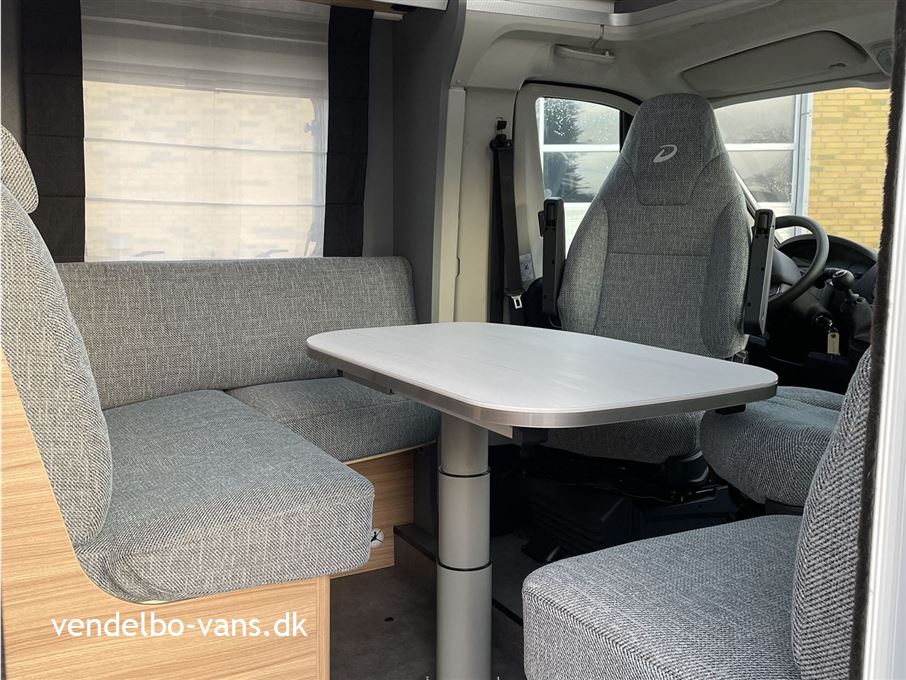 Dethleffs Just T 7052 EB - 90 Year