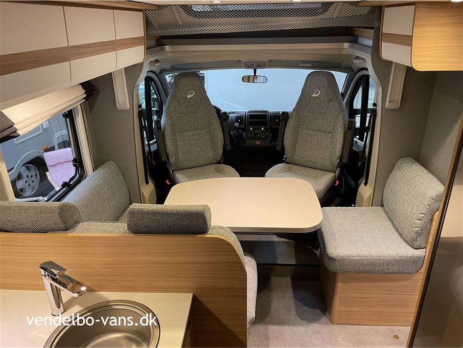 Dethleffs Just T 7052 DBM - 90 Year