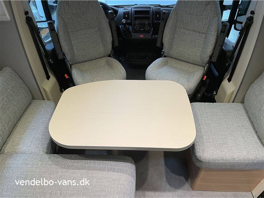 Dethleffs Just T 7052 DBM - 90 Year