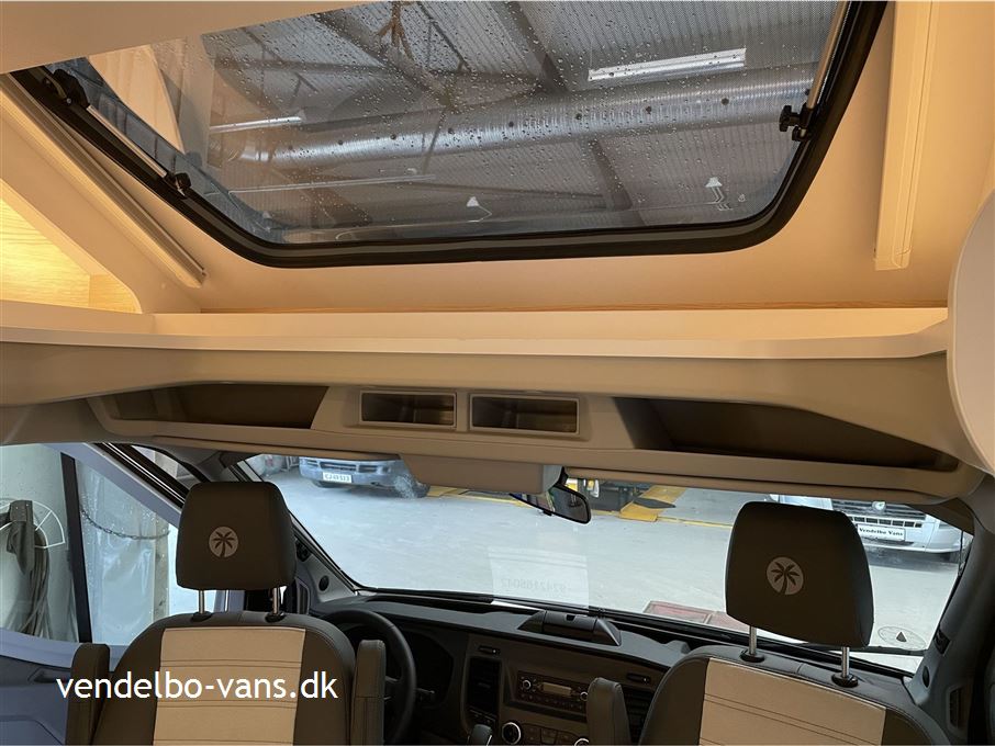 SunLight T 680  Adventure Edition