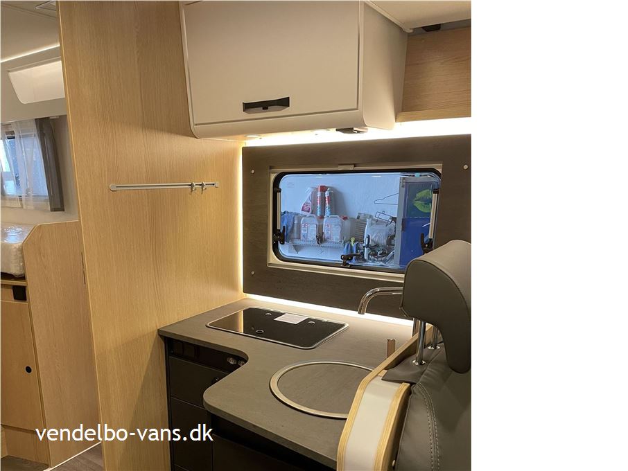 SunLight T 680  Adventure Edition