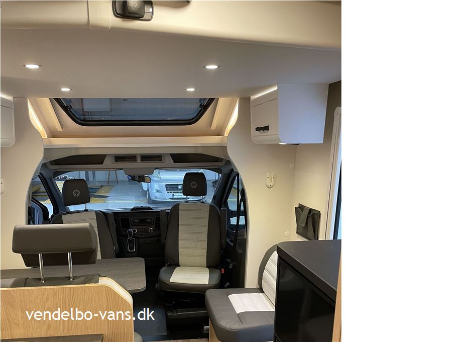 SunLight T 680  Adventure Edition