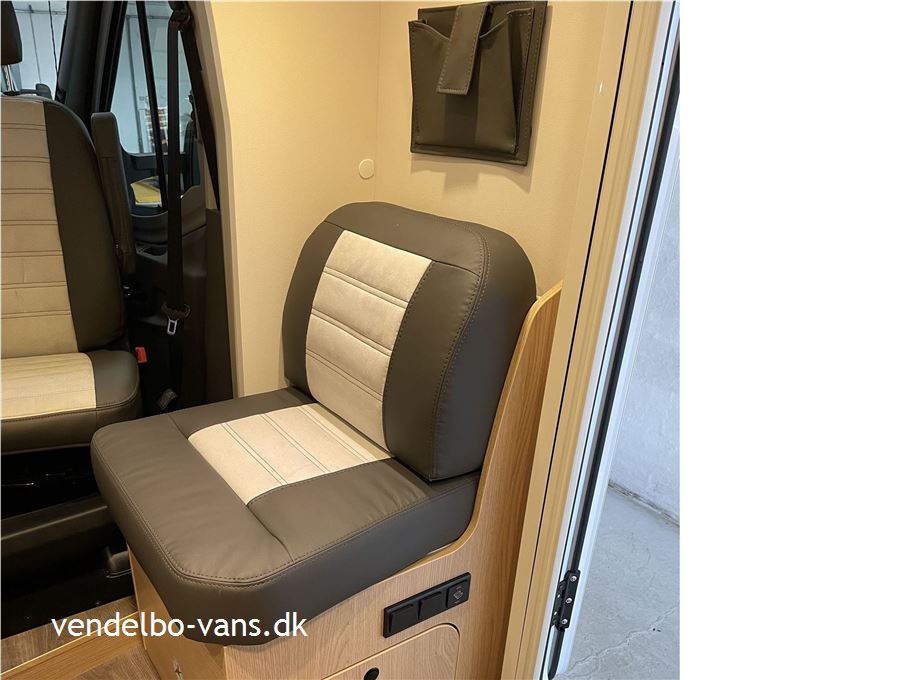 SunLight T 680  Adventure Edition