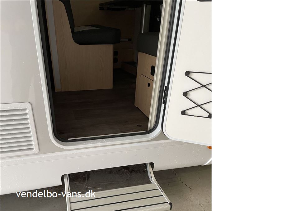 SunLight T 680  Adventure Edition